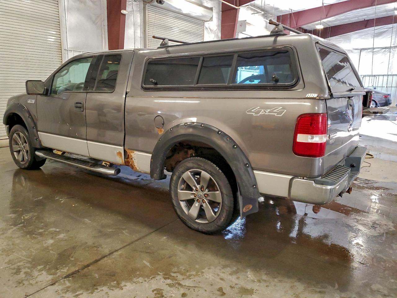 2004 FORD F150 photo 2