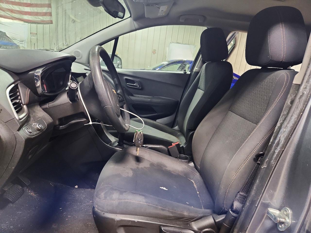 2020 CHEVROLET TRAX LS photo 7