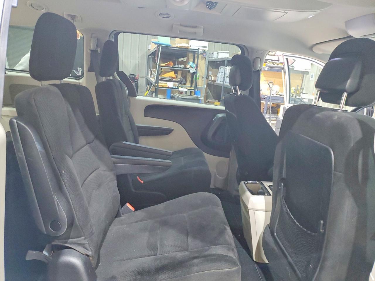 2012 DODGE GRAND CARAVAN CREW photo 11