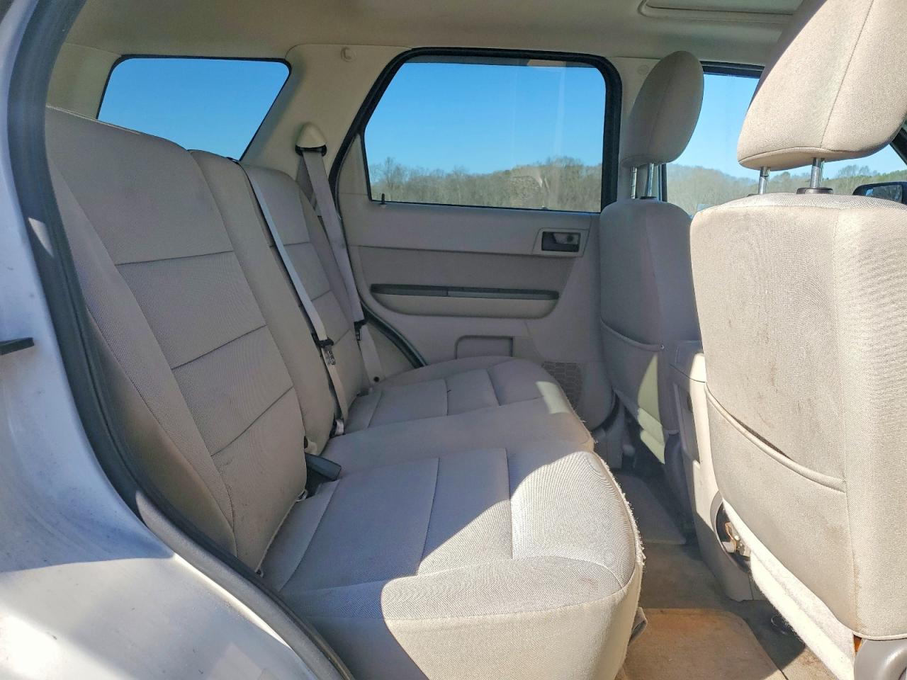 2011 FORD ESCAPE XLT photo 11