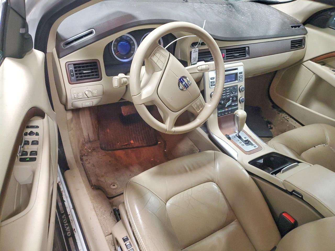 2011 VOLVO XC70 3.2 photo 8
