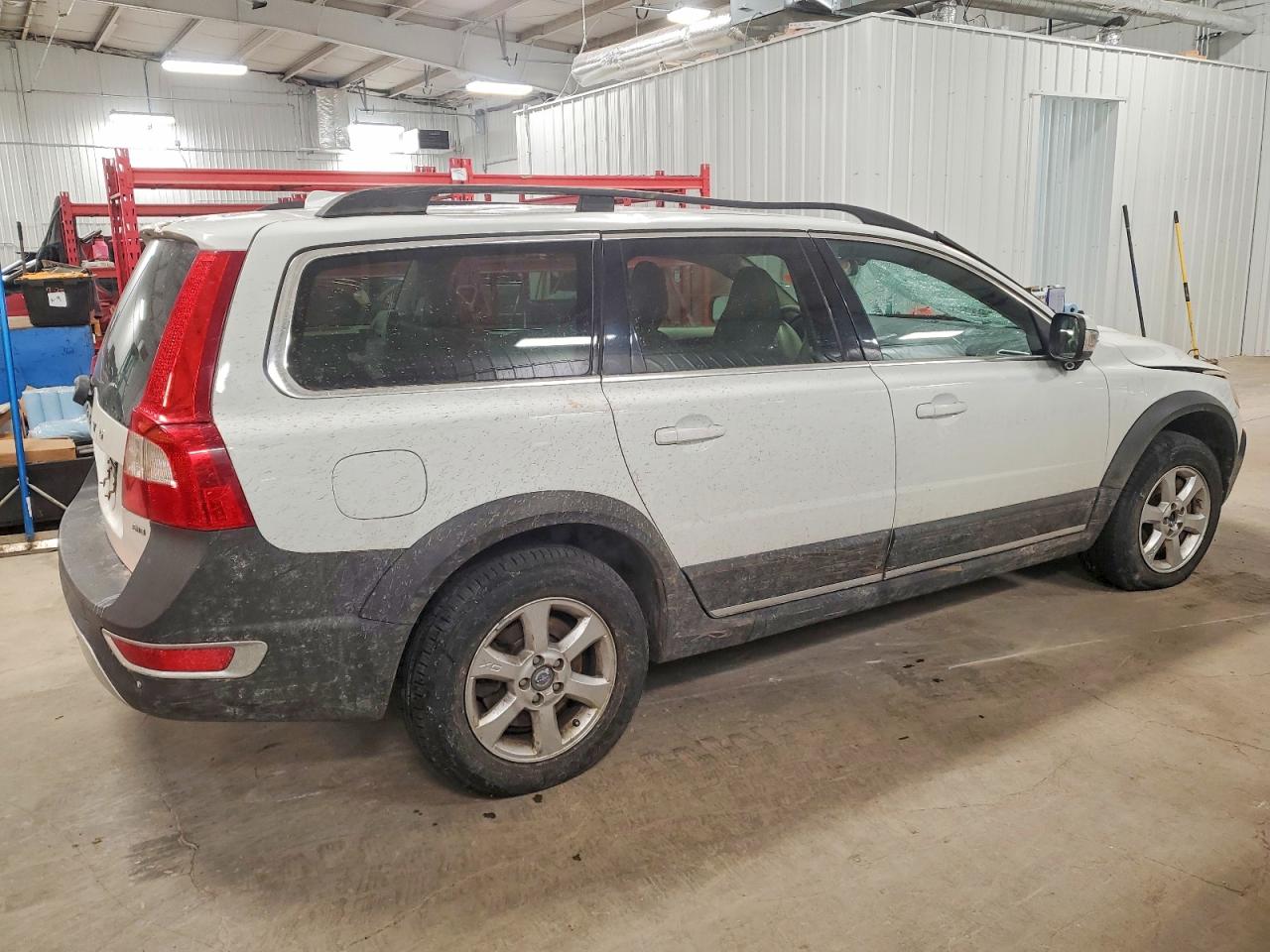 2011 VOLVO XC70 3.2 photo 3