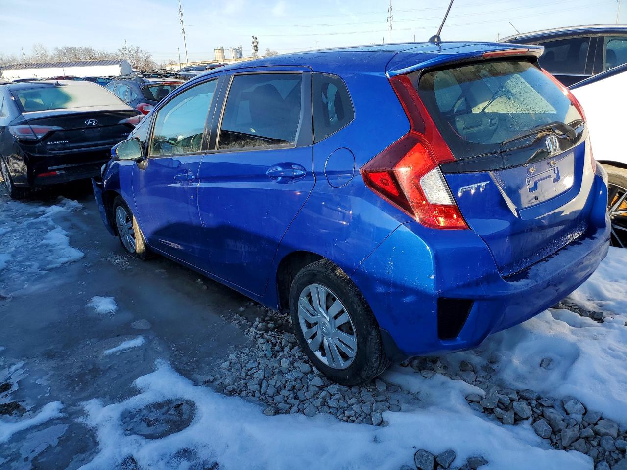2015 HONDA FIT LX photo 2