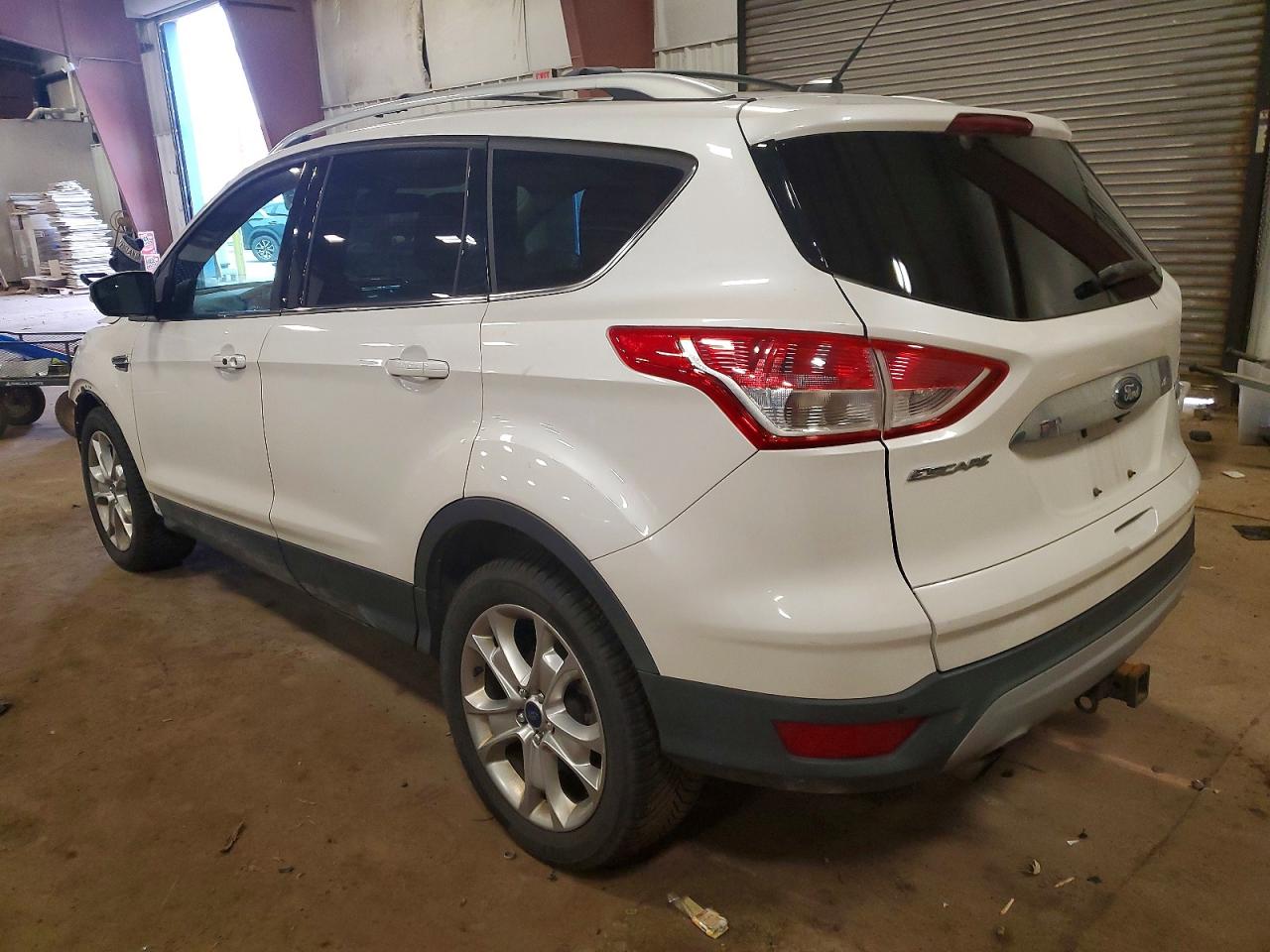 2015 FORD ESCAPE TITANIUM photo 2