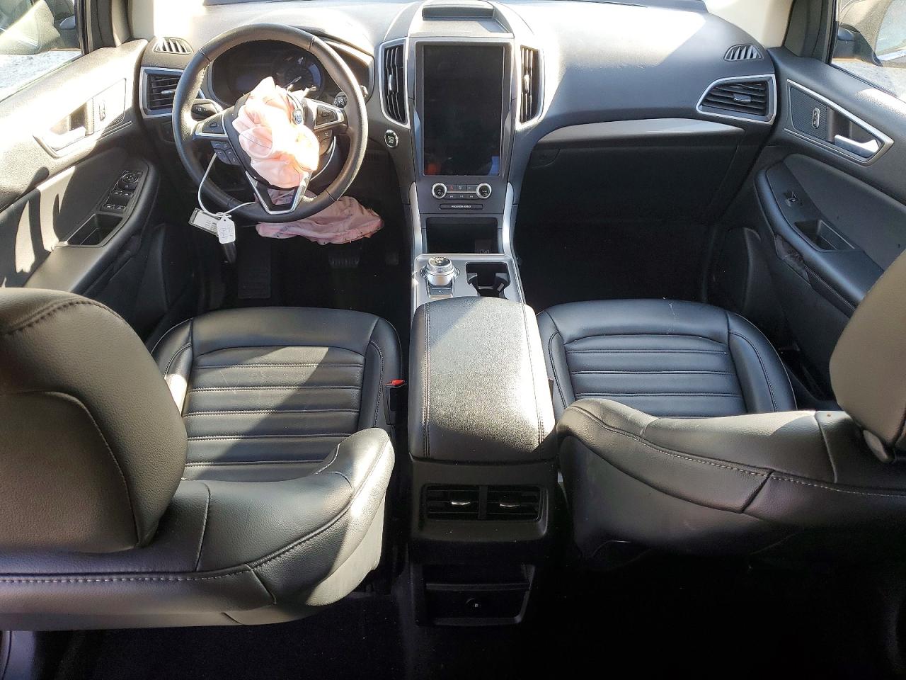 2024 FORD EDGE SEL photo 8