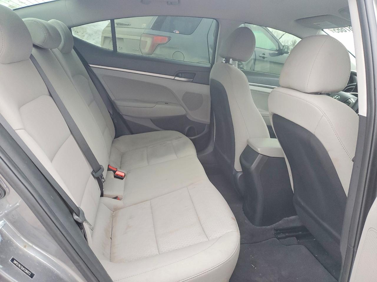 2018 HYUNDAI ELANTRA SE photo 10