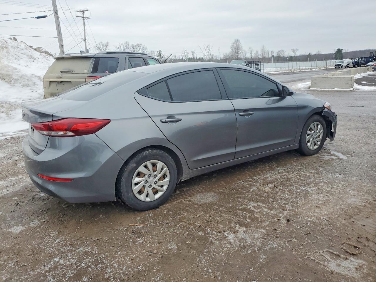 2018 HYUNDAI ELANTRA SE photo 3