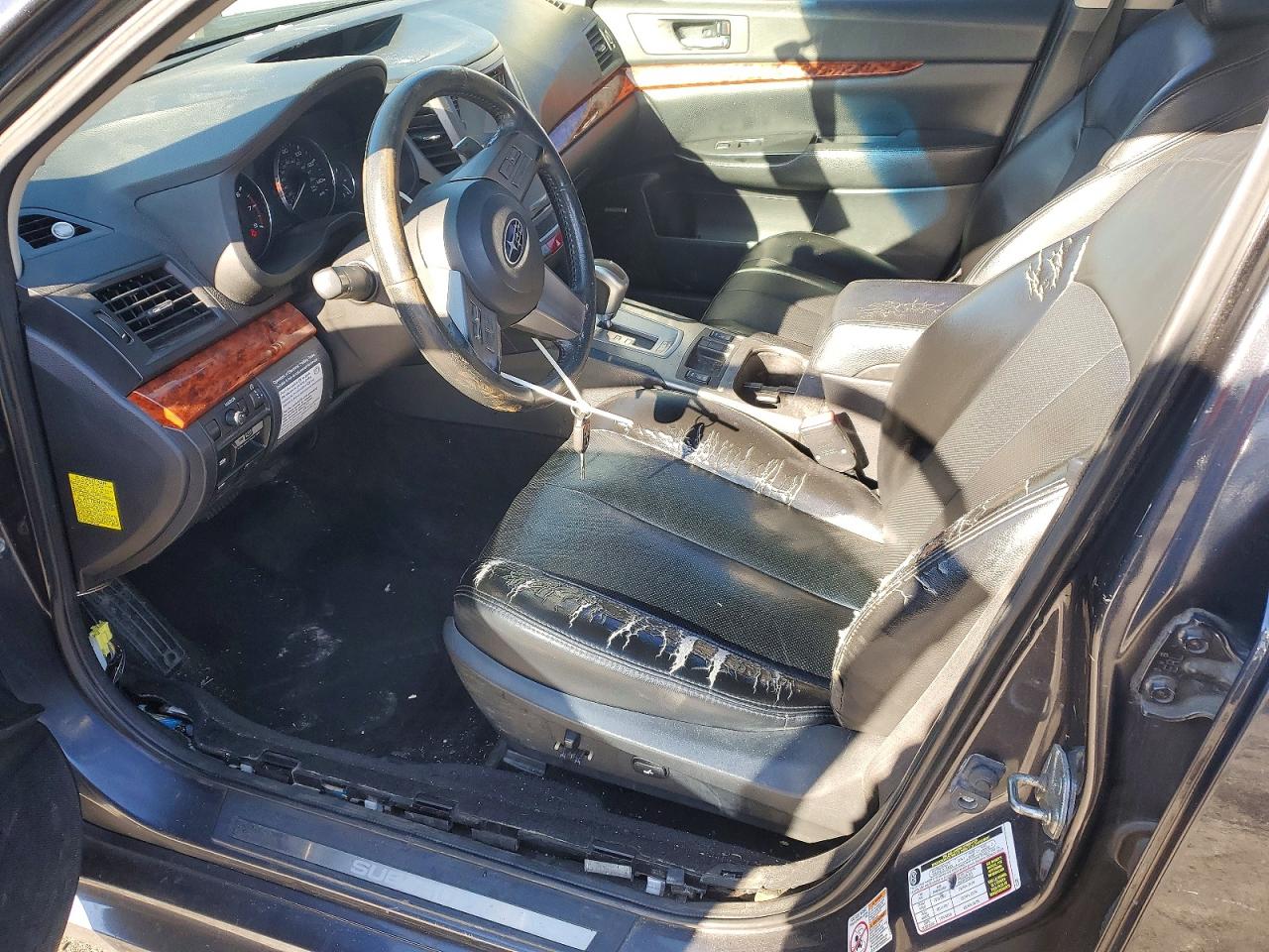 2011 SUBARU LEGACY 2.5I LIMITED photo 7