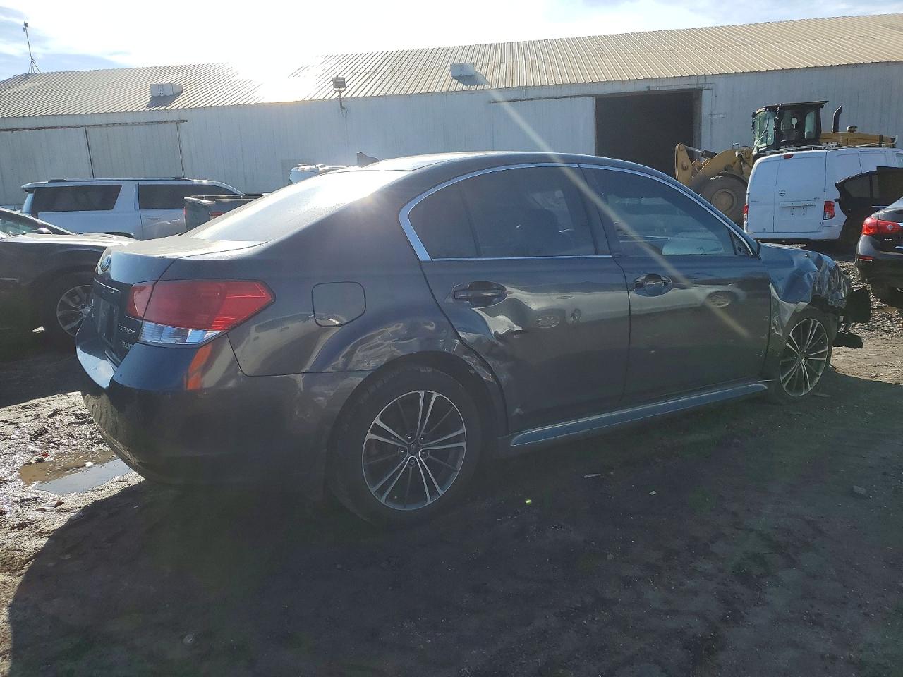 2011 SUBARU LEGACY 2.5I LIMITED photo 3