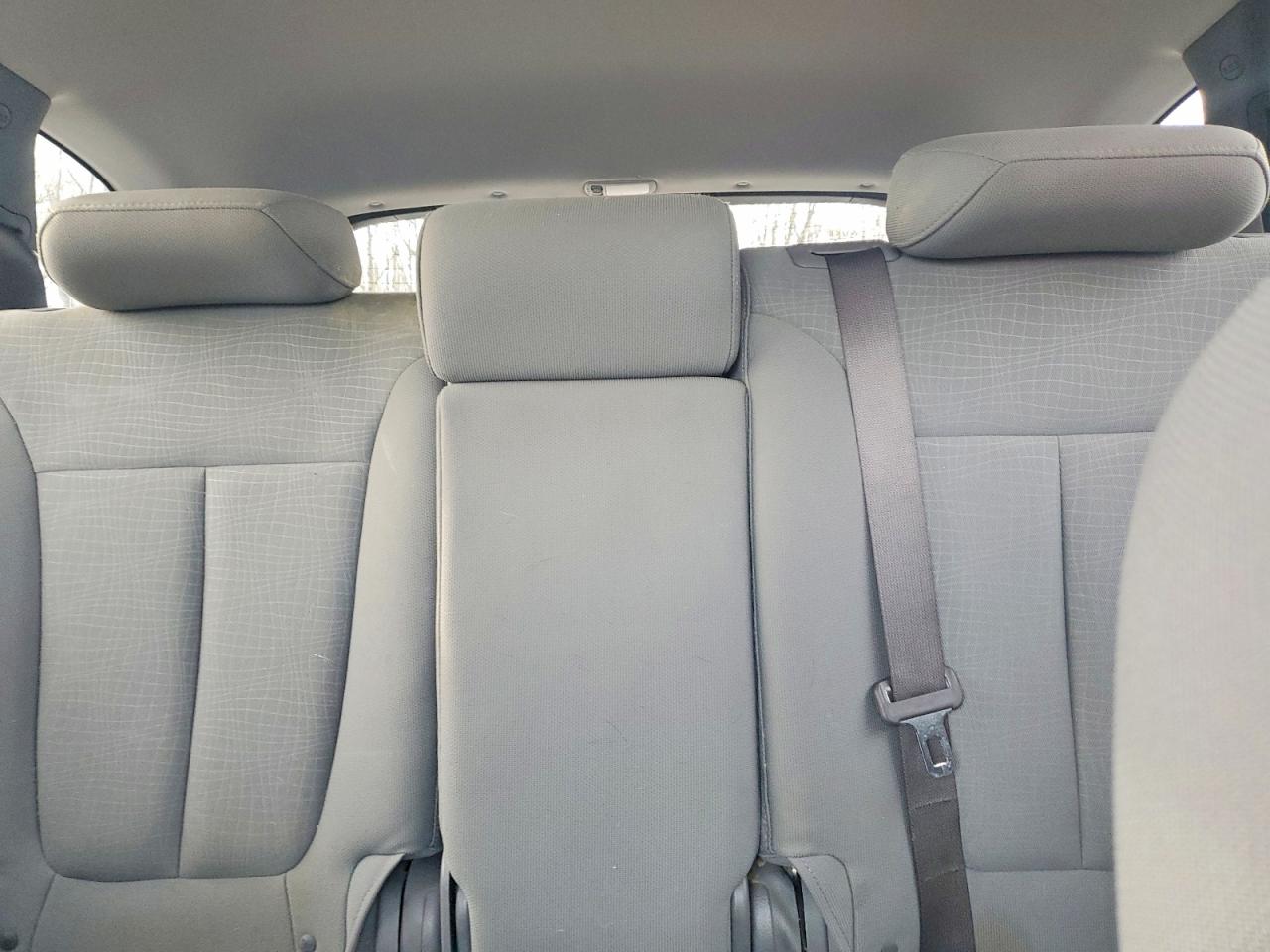 2010 HYUNDAI SANTA FE GLS photo 10