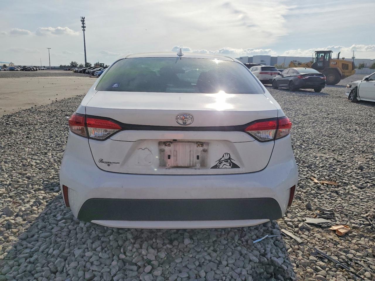2020 TOYOTA COROLLA LE photo 6