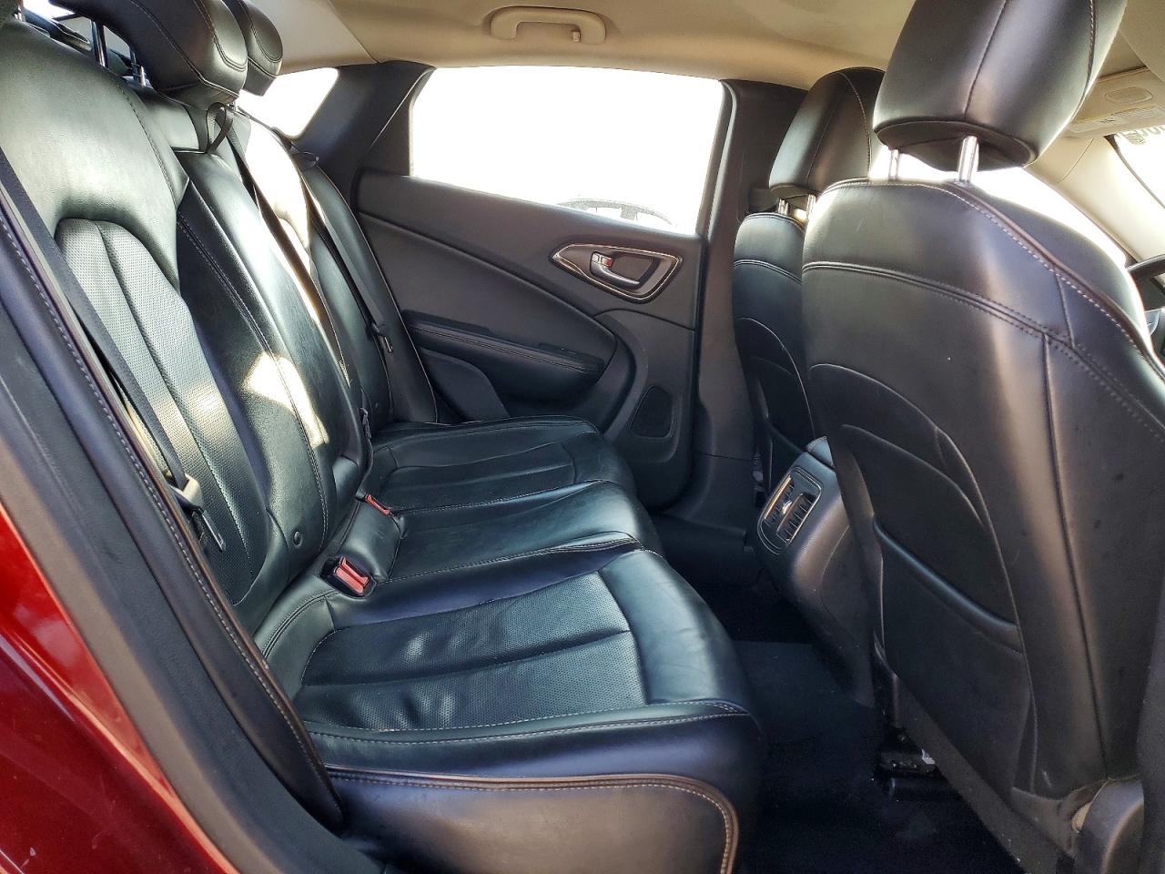 2015 CHRYSLER 200 C photo 10
