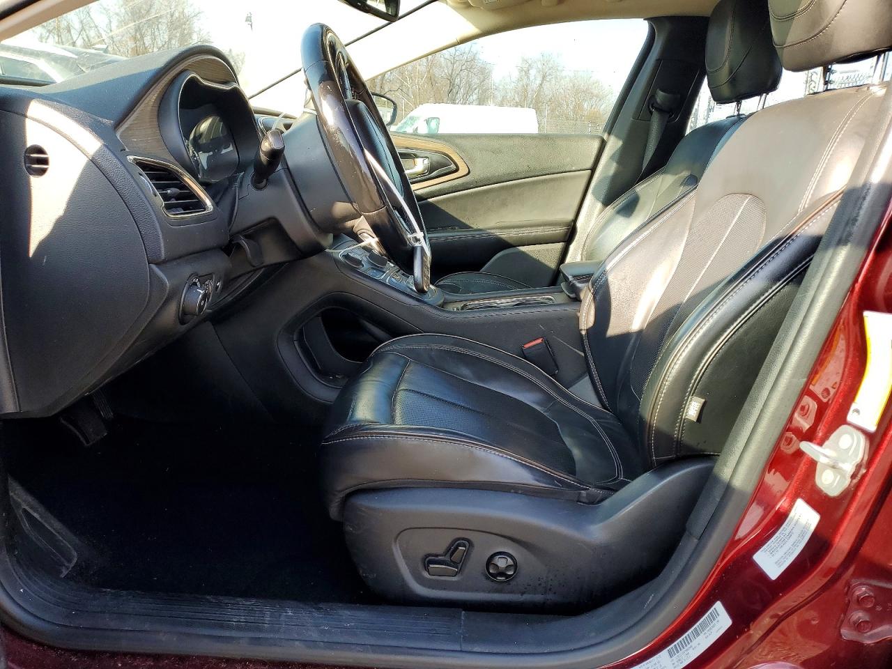 2015 CHRYSLER 200 C photo 7