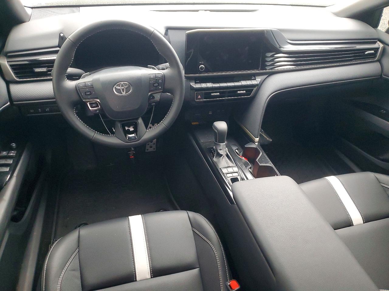 2026 TOYOTA CAMRY XSE photo 8