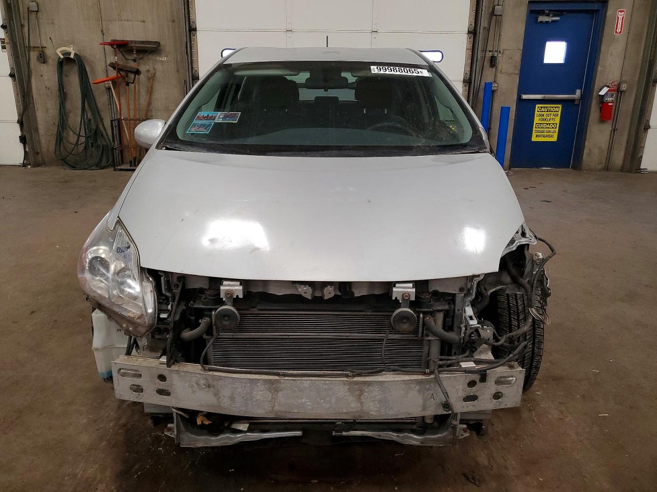 2011 TOYOTA PRIUS photo 5