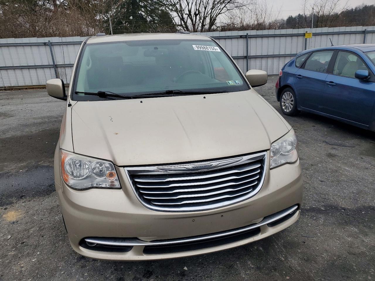 2013 CHRYSLER TOWN & COUNTRY TOURING photo 9