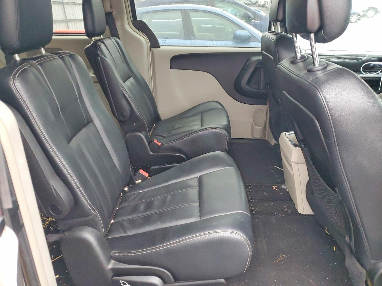 2013 CHRYSLER TOWN & COUNTRY TOURING photo 21