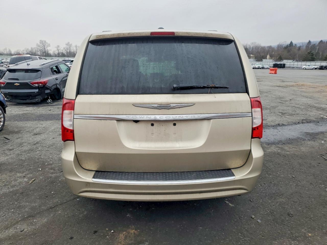 2013 CHRYSLER TOWN & COUNTRY TOURING photo 11