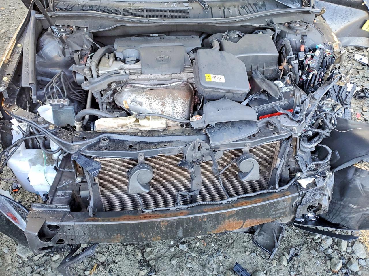 2017 TOYOTA CAMRY LE photo 11