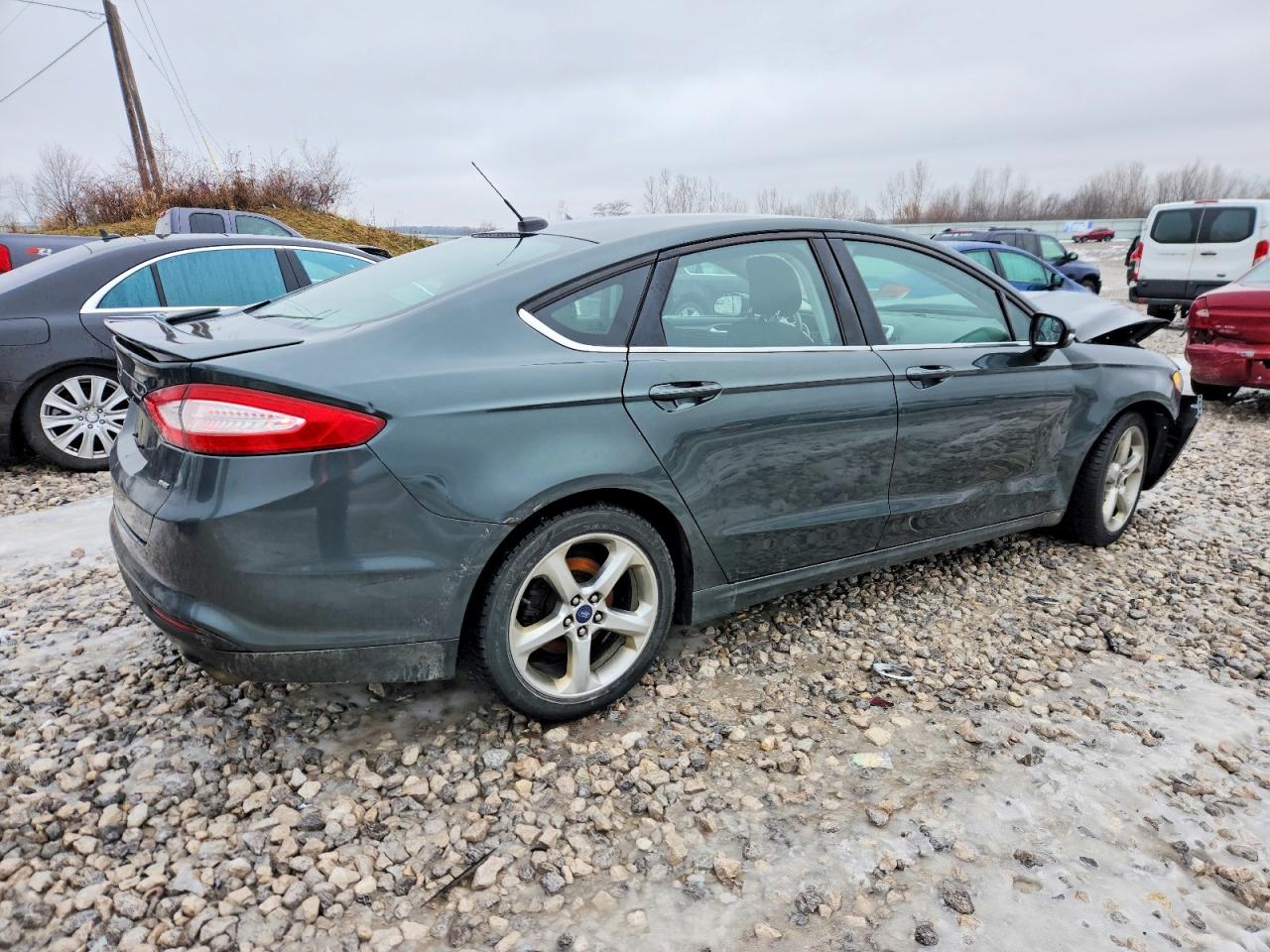 2015 FORD FUSION SE photo 3