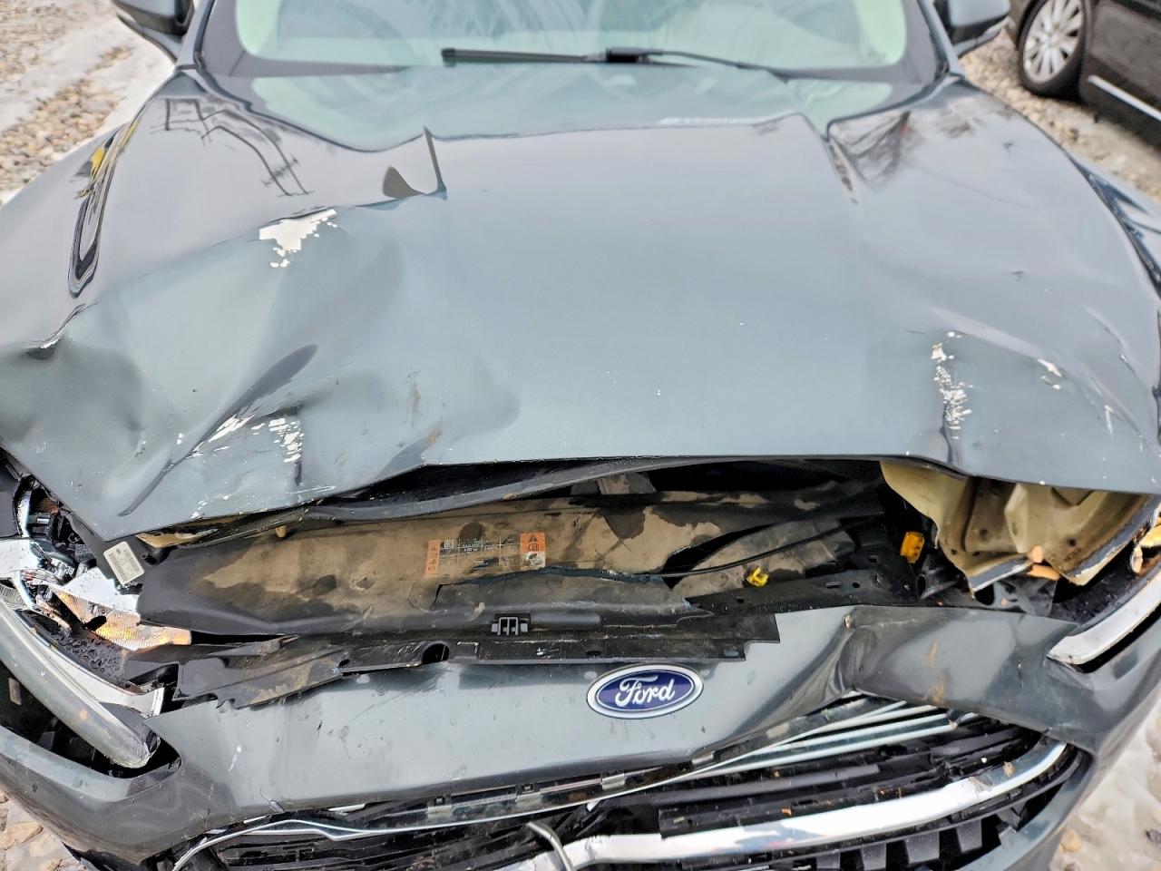 2015 FORD FUSION SE photo 11