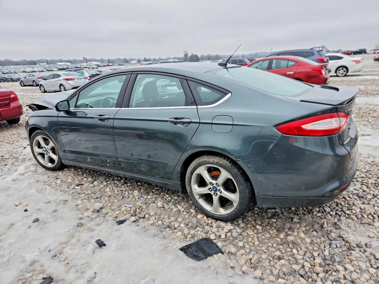 2015 FORD FUSION SE photo 2