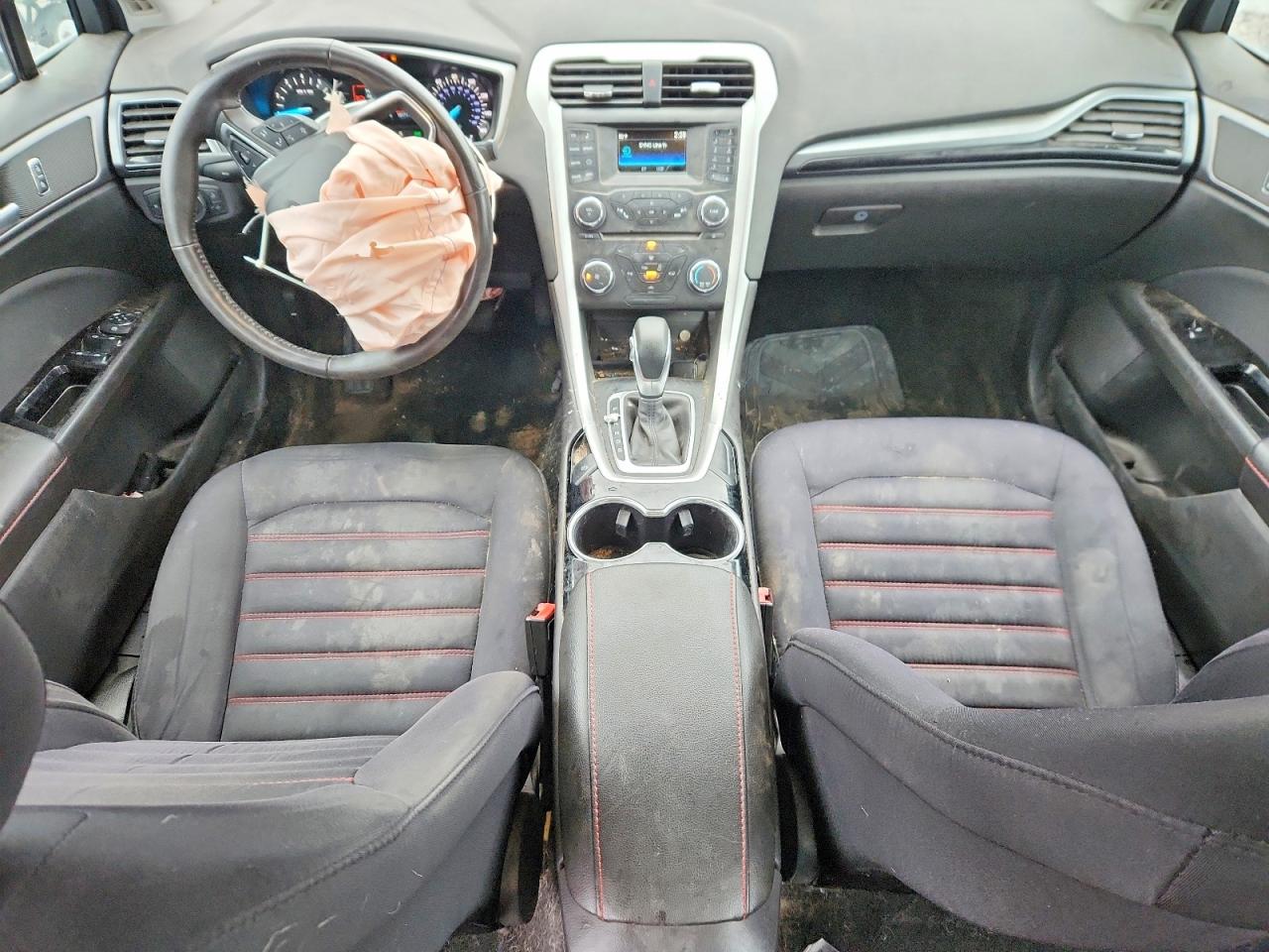 2015 FORD FUSION SE photo 8