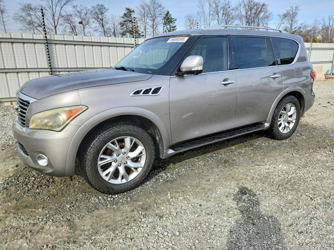 2012 INFINITI QX56