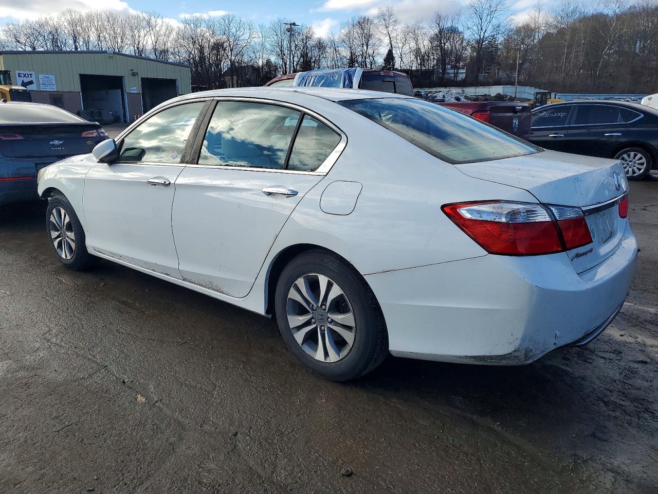 2013 HONDA ACCORD LX photo 2