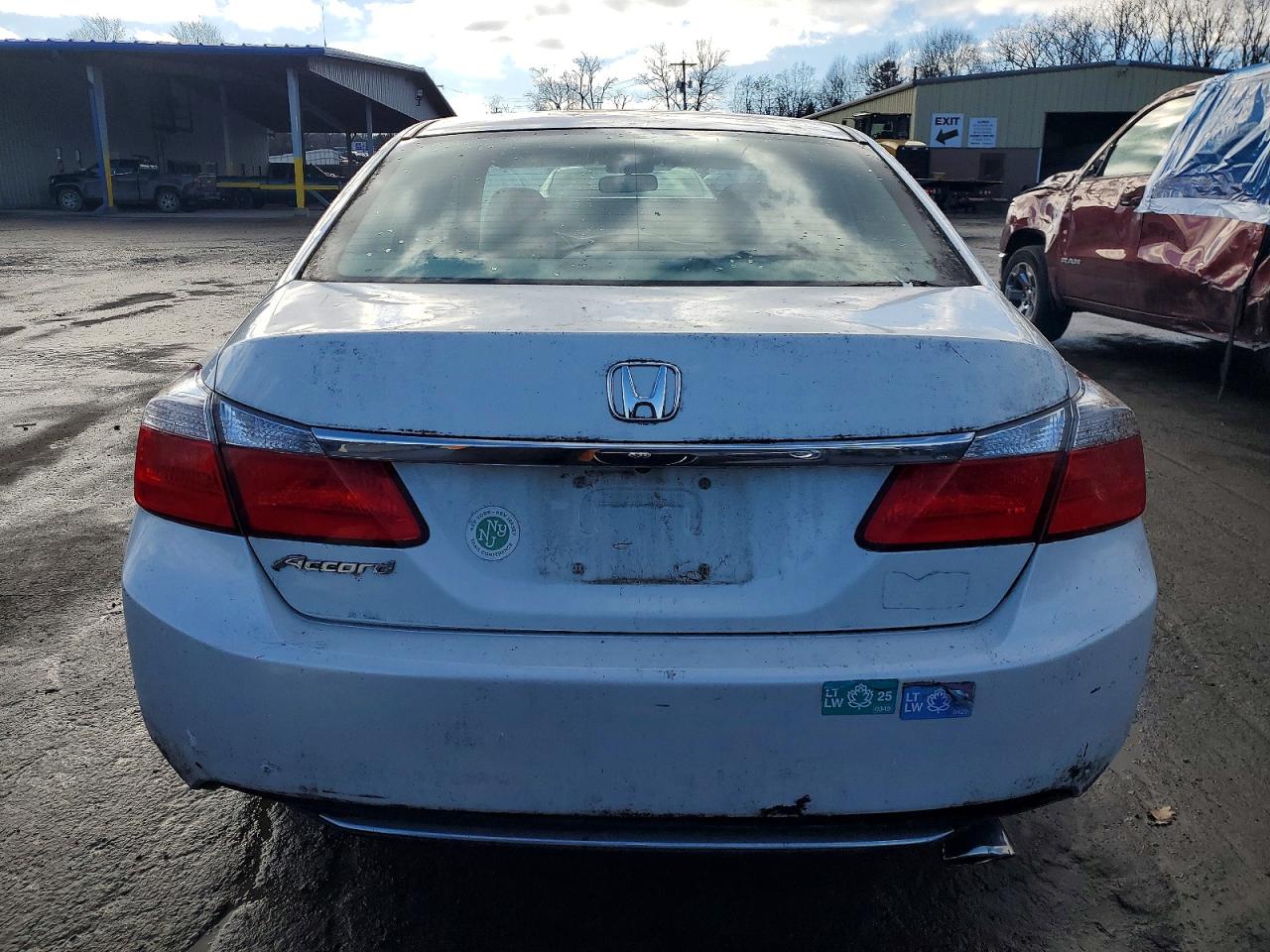 2013 HONDA ACCORD LX photo 6