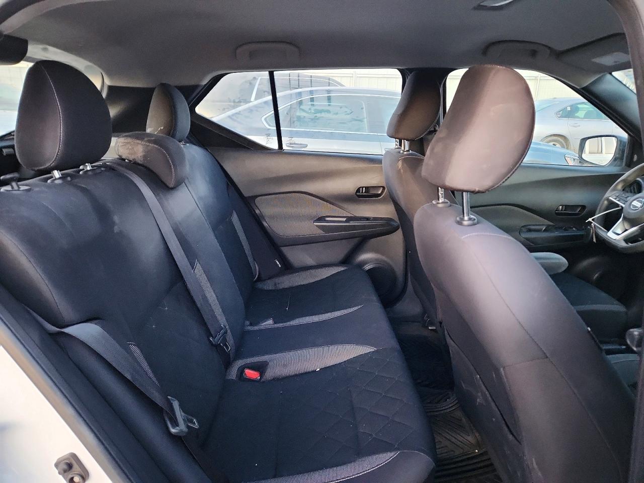2020 NISSAN KICKS S photo 10