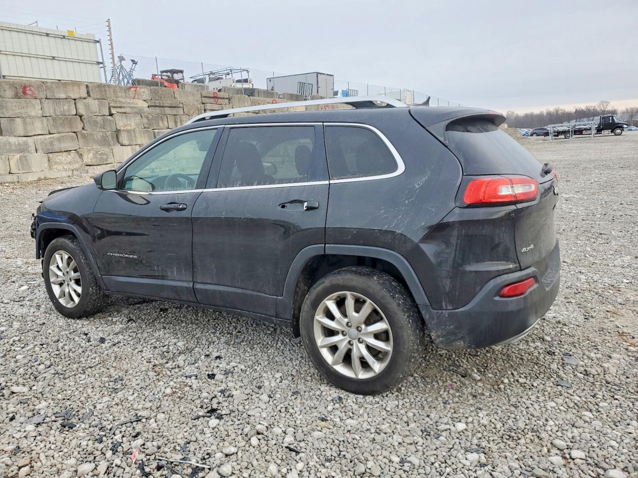 2015 JEEP CHEROKEE LIMITED photo 2