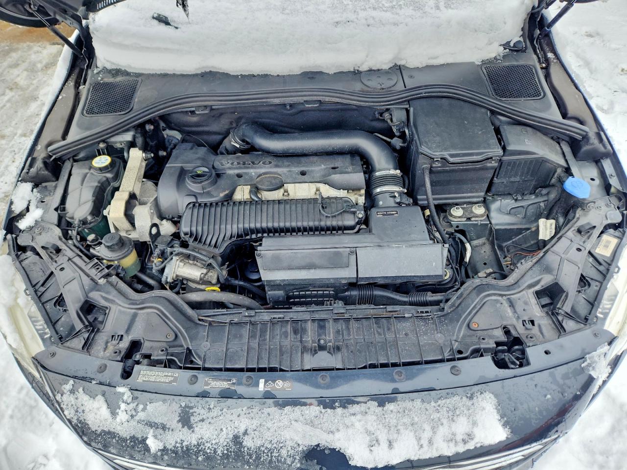 2015 VOLVO S60 PREMIER photo 11