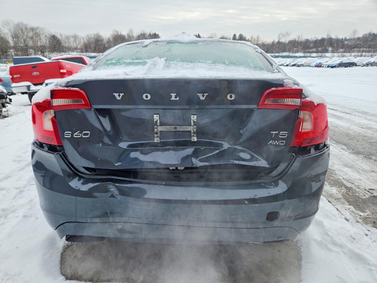 2015 VOLVO S60 PREMIER photo 6