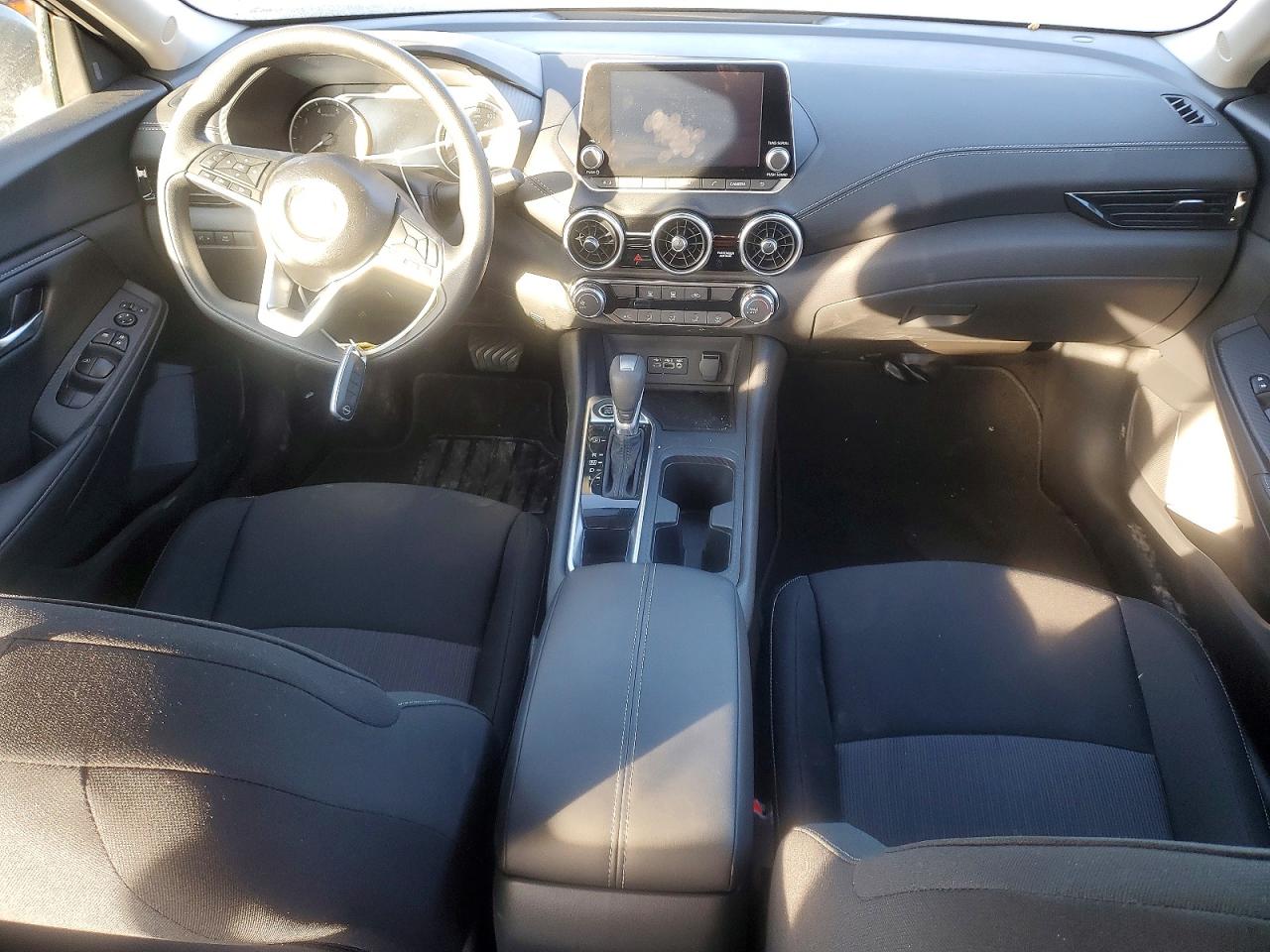 2025 NISSAN SENTRA SV photo 8