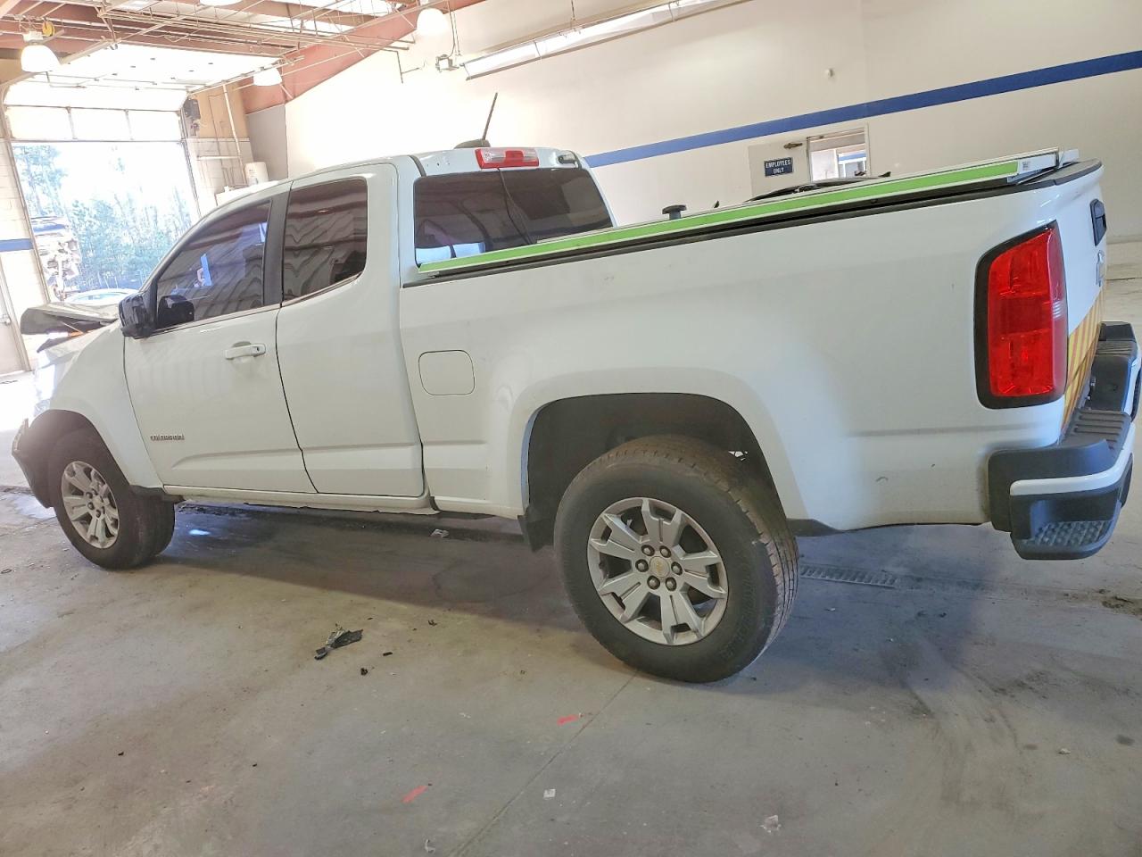 2020 CHEVROLET COLORADO LT photo 2