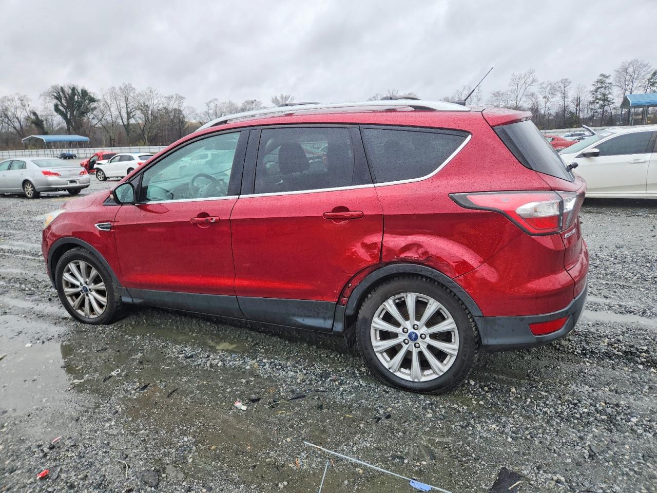 2017 FORD ESCAPE TITANIUM photo 2