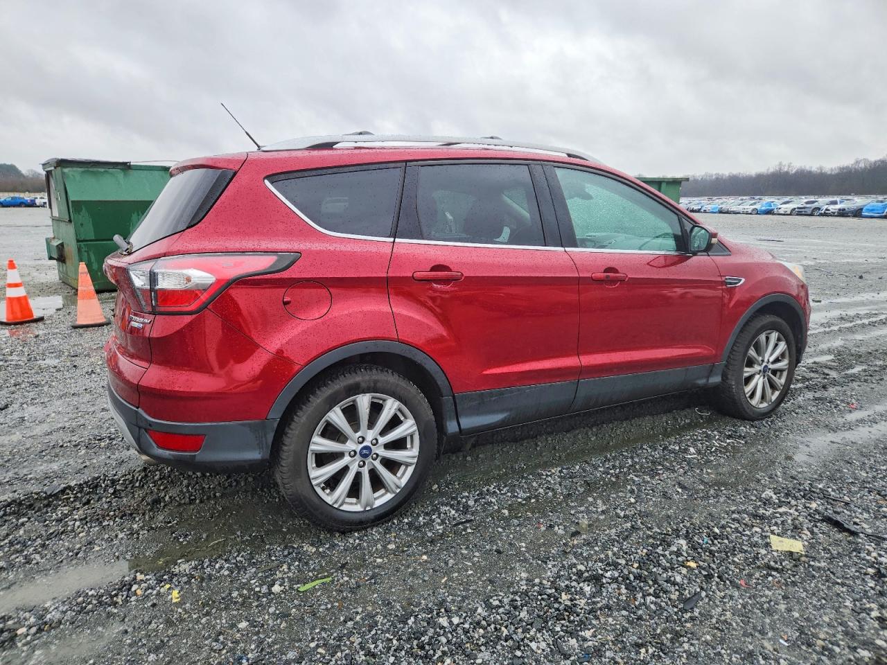 2017 FORD ESCAPE TITANIUM photo 3