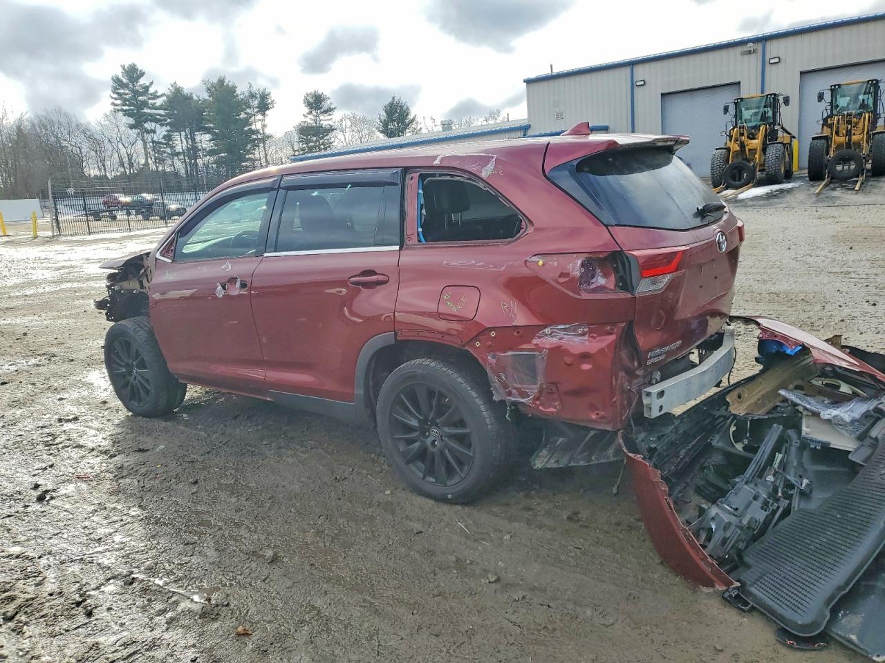 2019 TOYOTA HIGHLANDER SE photo 2