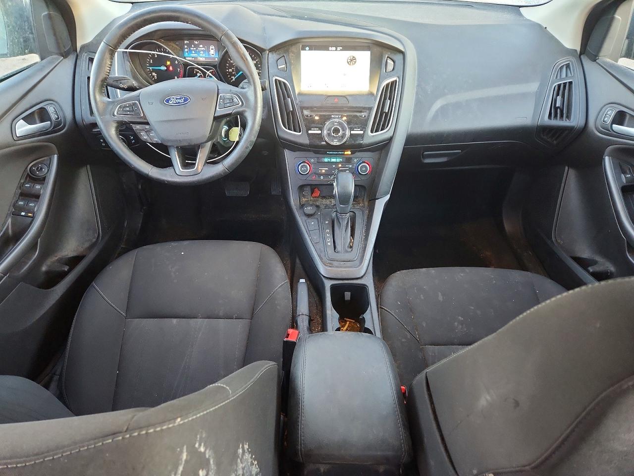 2018 FORD FOCUS SEL photo 8