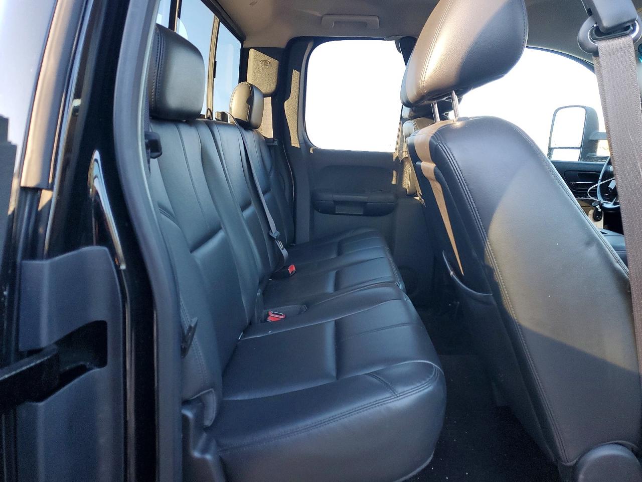 2012 GMC SIERRA K2500 SLT photo 10