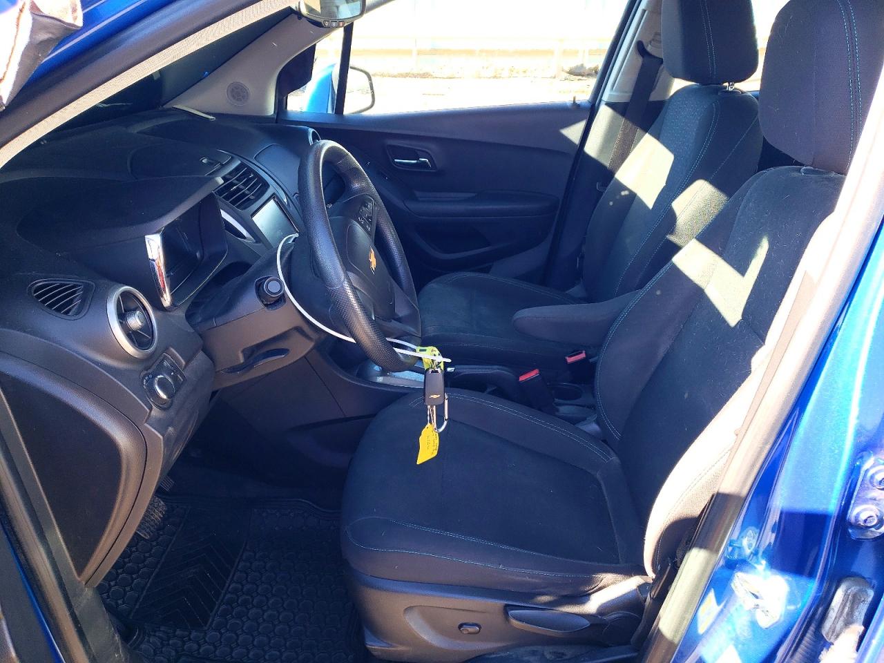 2015 CHEVROLET TRAX LS photo 7