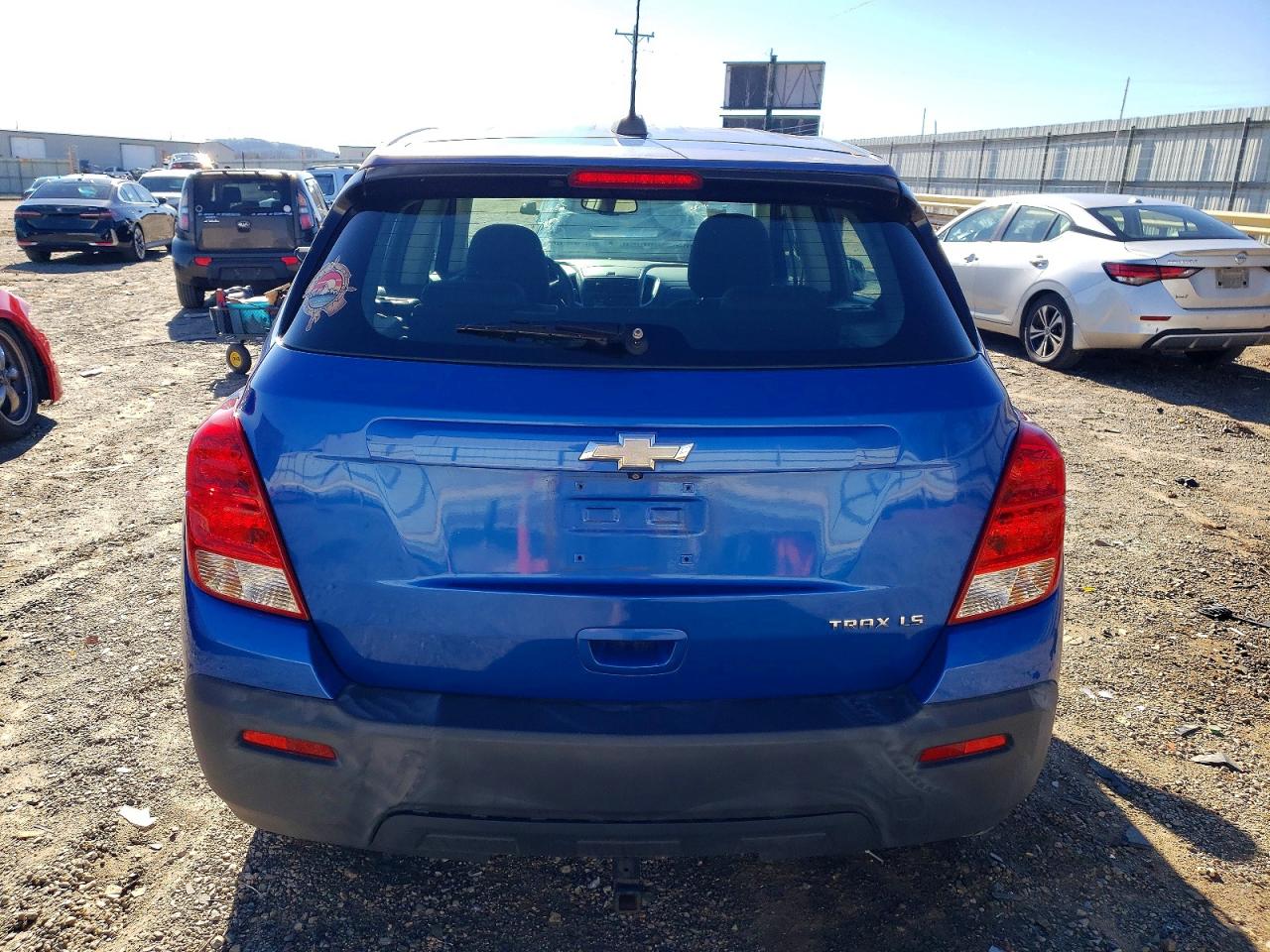2015 CHEVROLET TRAX LS photo 6