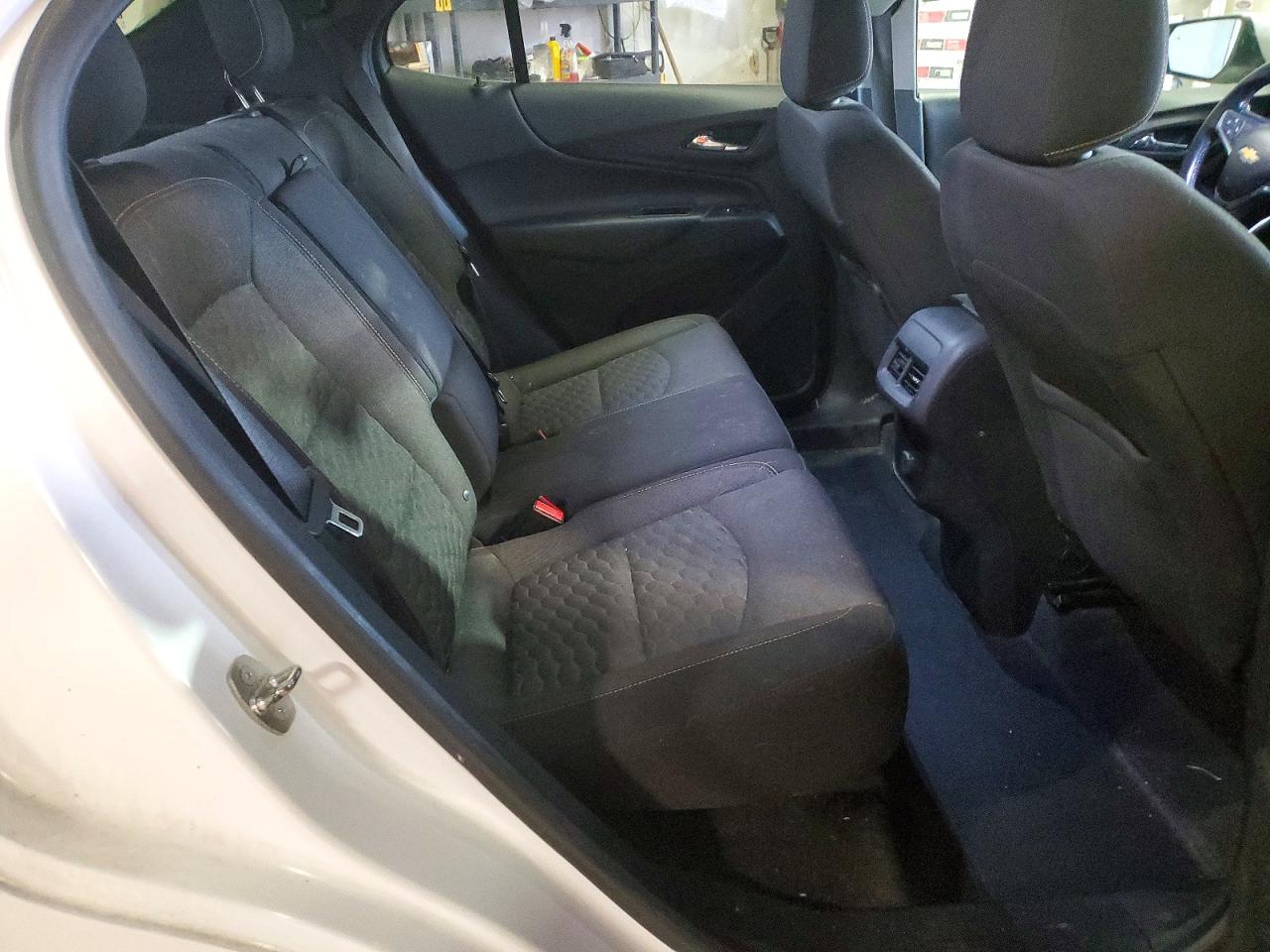 2018 CHEVROLET EQUINOX LT photo 11