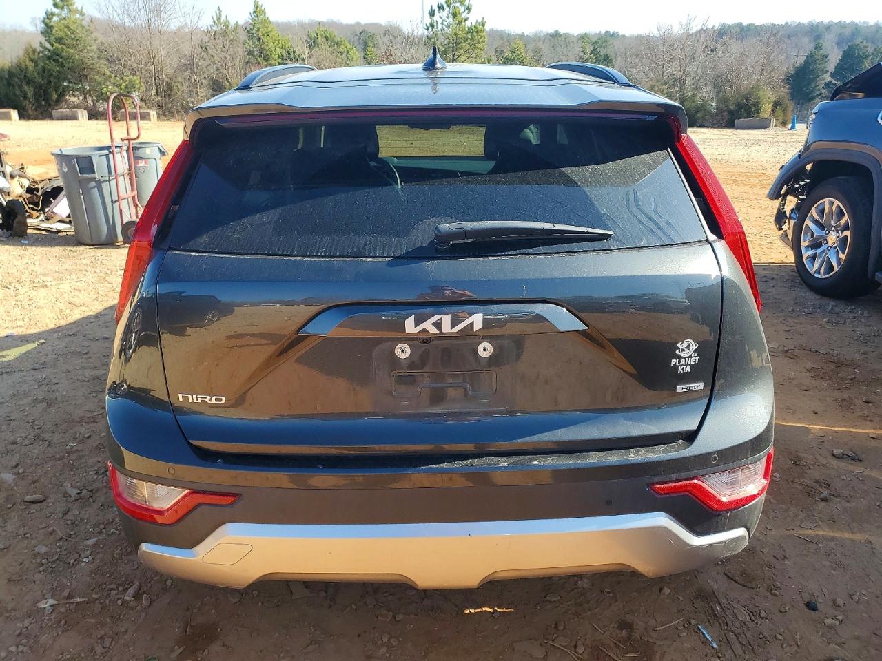 2023 KIA NIRO EX photo 6