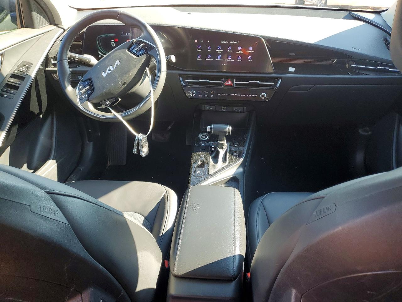 2023 KIA NIRO EX photo 8