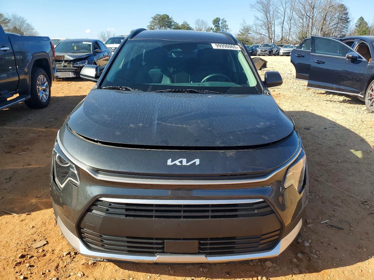 2023 KIA NIRO EX photo 5