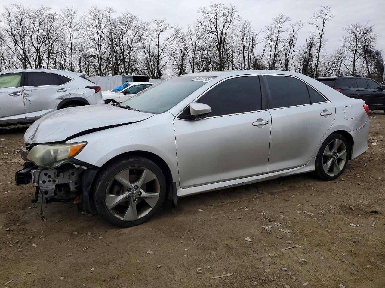 2014 TOYOTA CAMRY