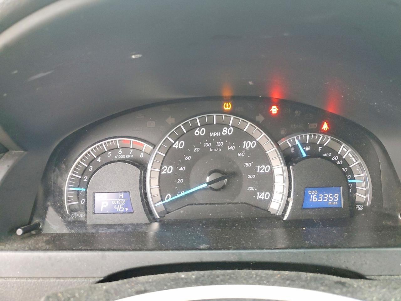 2014 TOYOTA CAMRY L photo 9