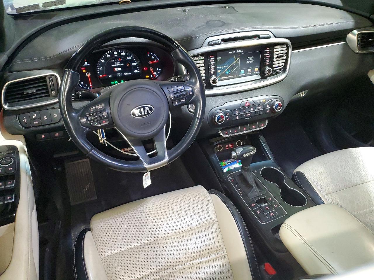 2016 KIA SORENTO SX photo 8